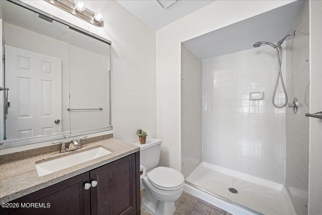 8 Deptford Court 6, Freehold, NJ 07728