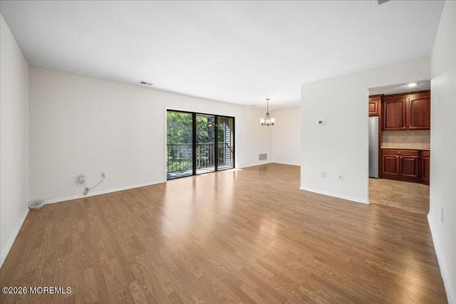 8 Deptford Court 6, Freehold, NJ 07728