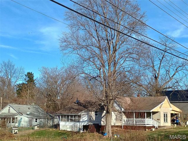 302 E Center Street, Salem, MO 65560