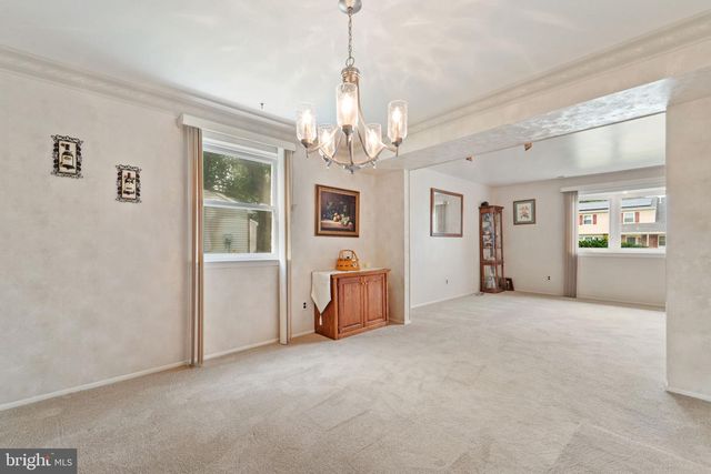 13 HARTFORD RD, Sewell, NJ 08080