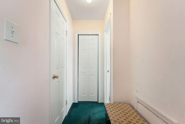 13 HARTFORD RD, Sewell, NJ 08080