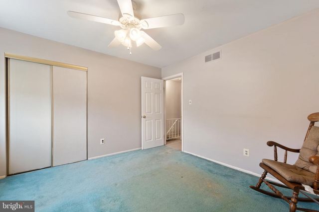 13 HARTFORD RD, Sewell, NJ 08080