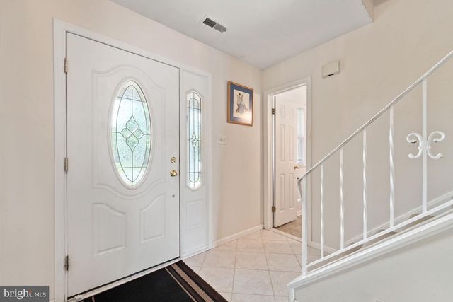 13 HARTFORD RD, Sewell, NJ 08080