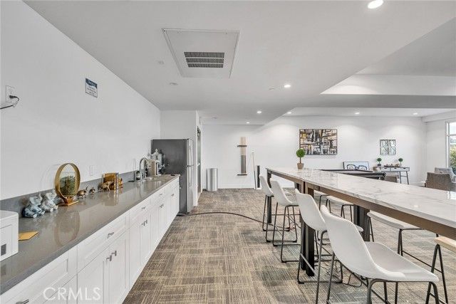 56 E Duarte 318, Arcadia, CA 91006