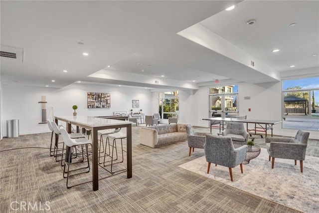 56 E Duarte 318, Arcadia, CA 91006