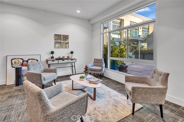 56 E Duarte 318, Arcadia, CA 91006