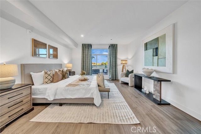 56 E Duarte 318, Arcadia, CA 91006