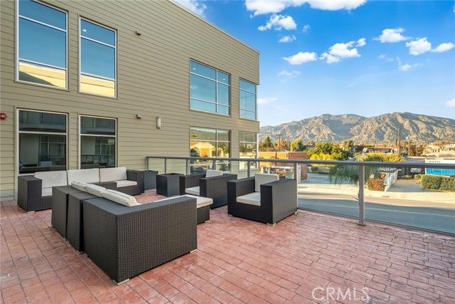 56 E Duarte 318, Arcadia, CA 91006