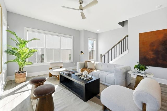 1363 Pavillion Court, Atlanta, GA 30316
