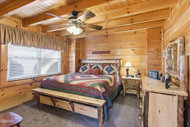 2012 Cougar Crossing Way, Sevierville, TN 37862