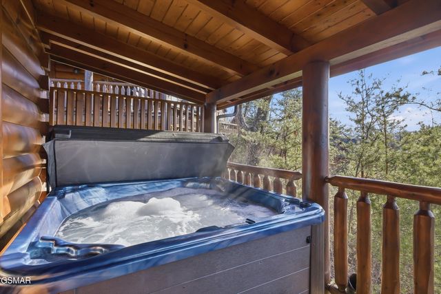 2012 Cougar Crossing Way, Sevierville, TN 37862