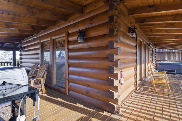 2012 Cougar Crossing Way, Sevierville, TN 37862