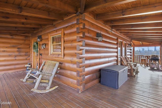 2012 Cougar Crossing Way, Sevierville, TN 37862