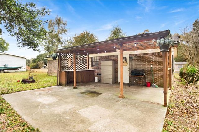 11037 Moreland W Drive, Grand Bay, AL 36541