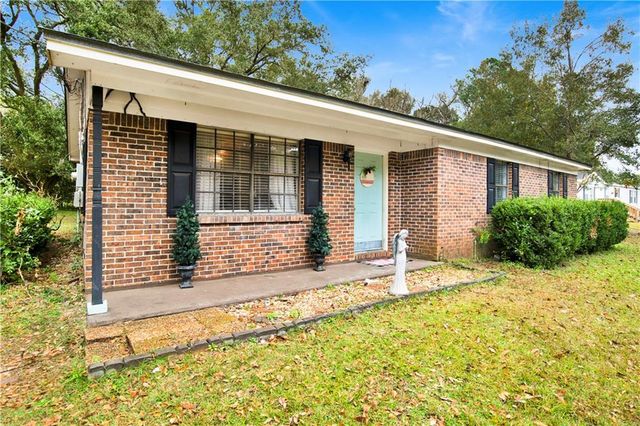 11037 Moreland W Drive, Grand Bay, AL 36541