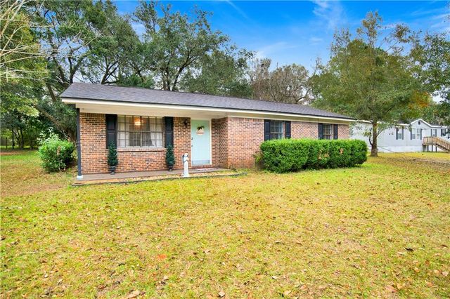 11037 Moreland W Drive, Grand Bay, AL 36541