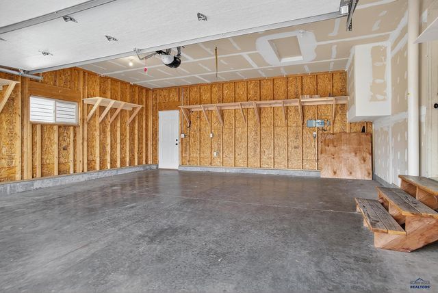 740 RADIAL LN, Box Elder, SD 57719