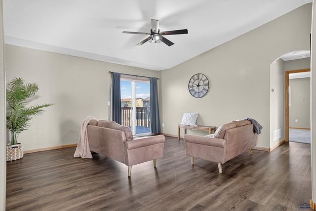 740 RADIAL LN, Box Elder, SD 57719