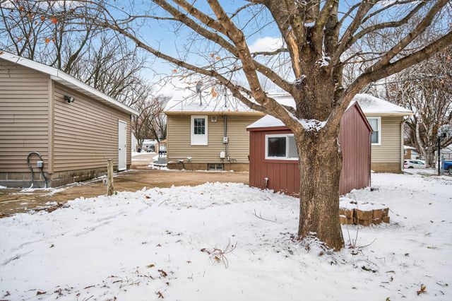 22 Mcclelland Street N, Maplewood, MN 55119