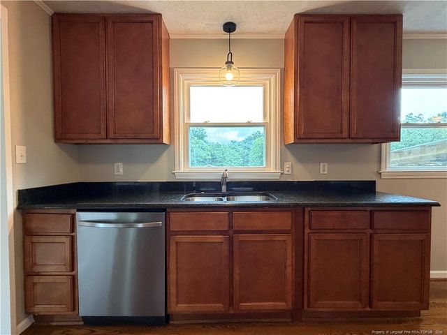 602 Mumford Road, Raeford, NC 28376