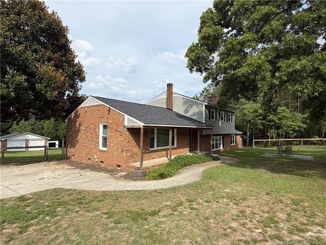 602 Mumford Road, Raeford, NC 28376