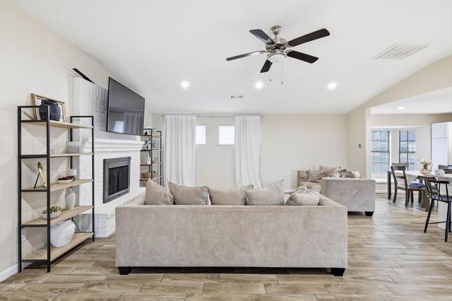 1400 Glasgow Road, Fort Worth, TX 76134