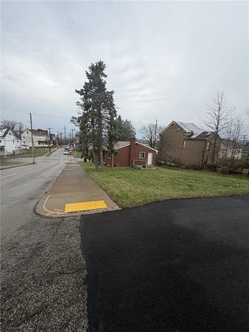 3324 Radcliffe St, Esplen, PA 15204
