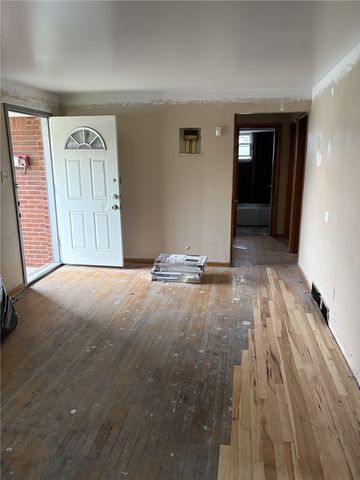 3324 Radcliffe St, Esplen, PA 15204