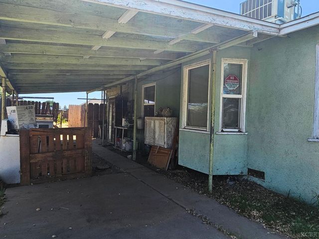415 E Florinda Street, Hanford, CA 93230