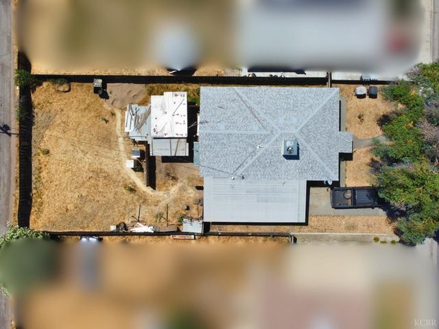 415 E Florinda Street, Hanford, CA 93230