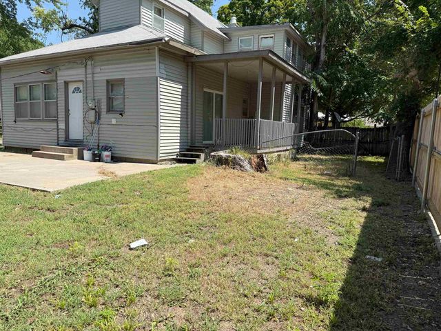 1601 Millington St, Winfield, KS 67156