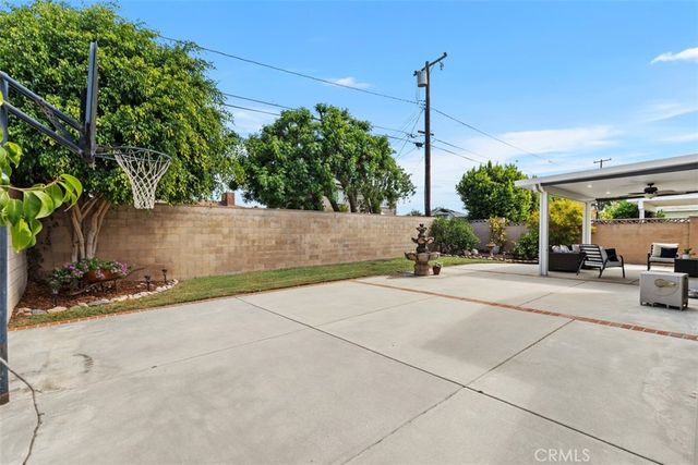 329 Locust, Brea, CA 92821