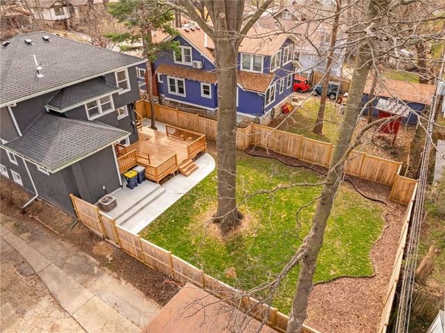 5712 Harrison Street, Kansas City, MO 64110