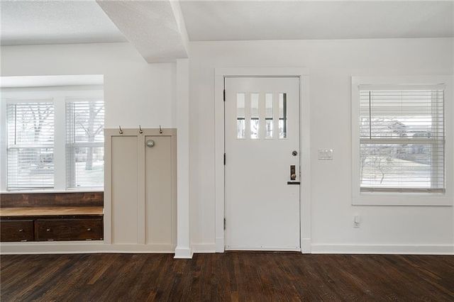 5712 Harrison Street, Kansas City, MO 64110