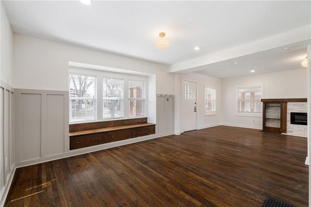 5712 Harrison Street, Kansas City, MO 64110