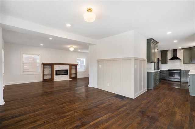 5712 Harrison Street, Kansas City, MO 64110