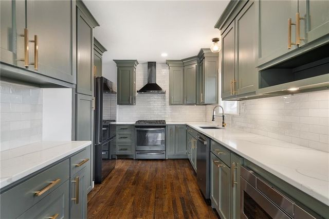 5712 Harrison Street, Kansas City, MO 64110