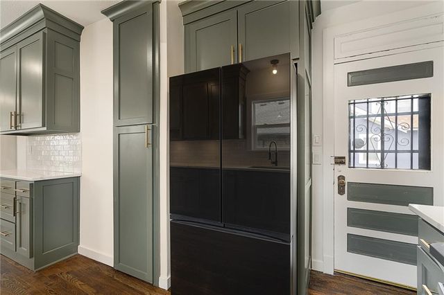 5712 Harrison Street, Kansas City, MO 64110