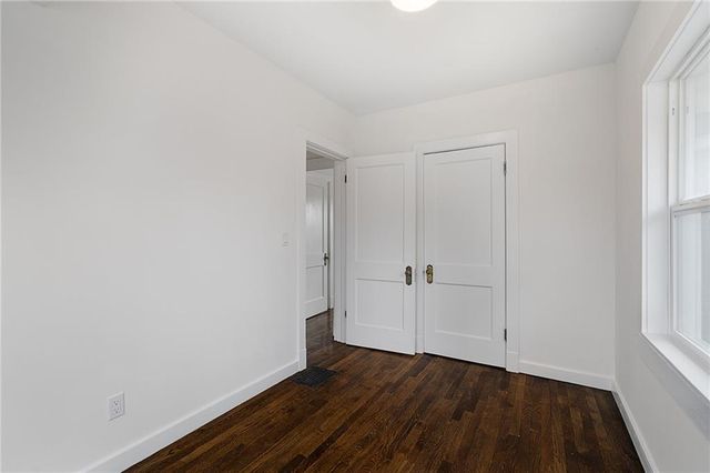 5712 Harrison Street, Kansas City, MO 64110