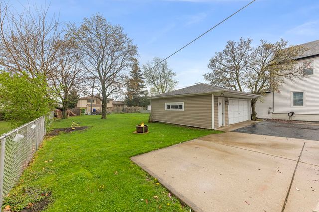 597 N West Avenue, Elmhurst, IL 60126