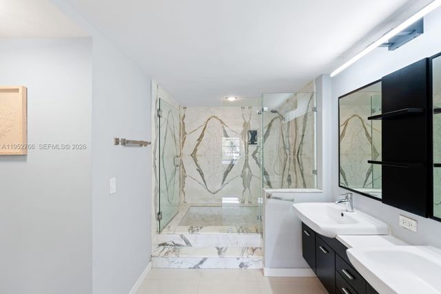 155 Ocean Lane Dr 407, Key Biscayne, FL 33149