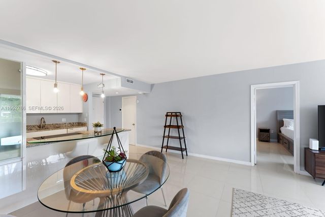 155 Ocean Lane Dr 407, Key Biscayne, FL 33149