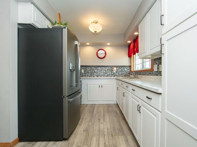 55 Bayou Drive, Nashua, IA 50658
