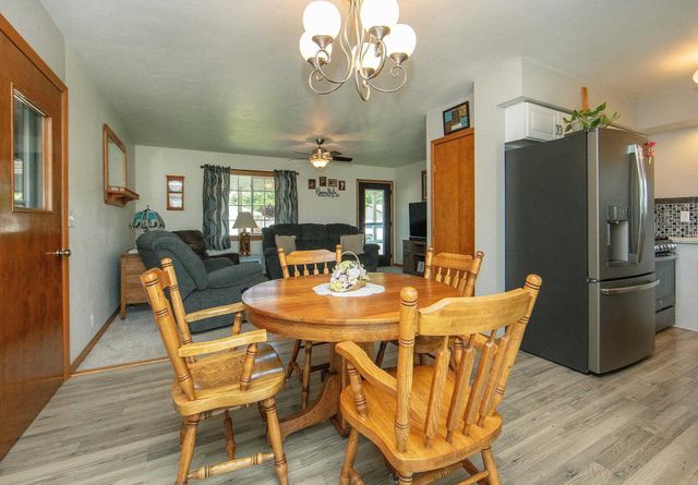 55 Bayou Drive, Nashua, IA 50658
