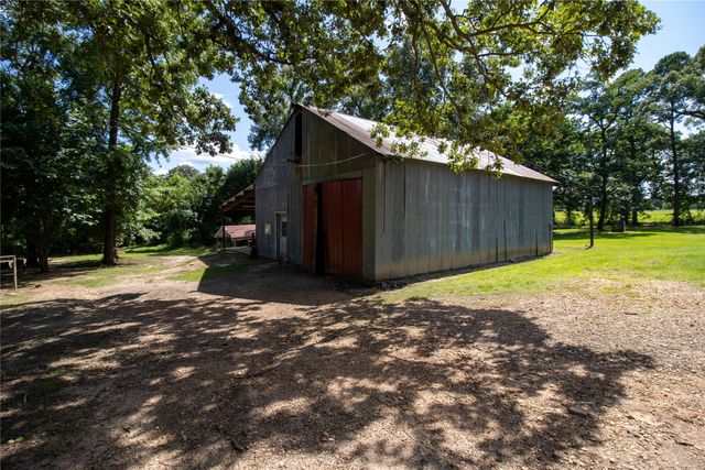 492 CR 1107, Maud, TX 75567