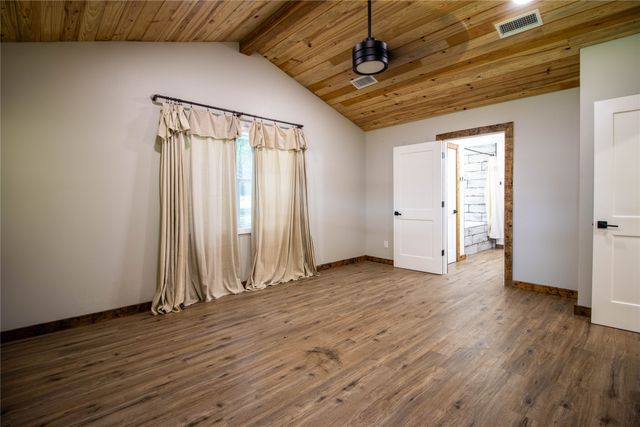 492 CR 1107, Maud, TX 75567