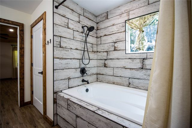 492 CR 1107, Maud, TX 75567