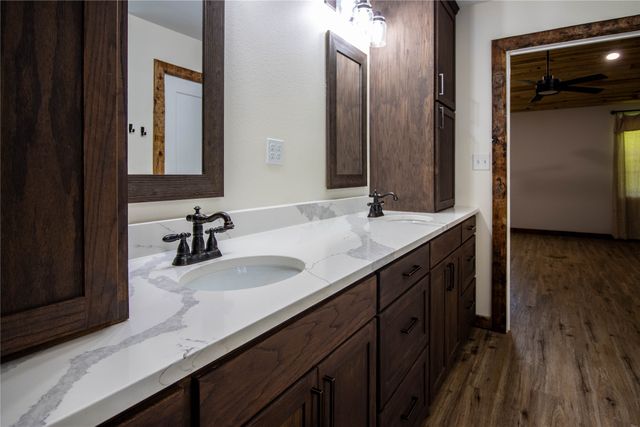 492 CR 1107, Maud, TX 75567