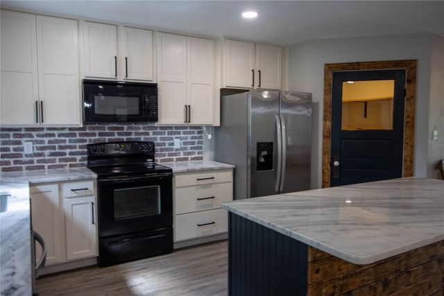 492 CR 1107, Maud, TX 75567