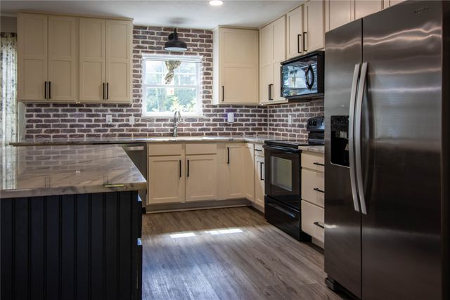 492 CR 1107, Maud, TX 75567